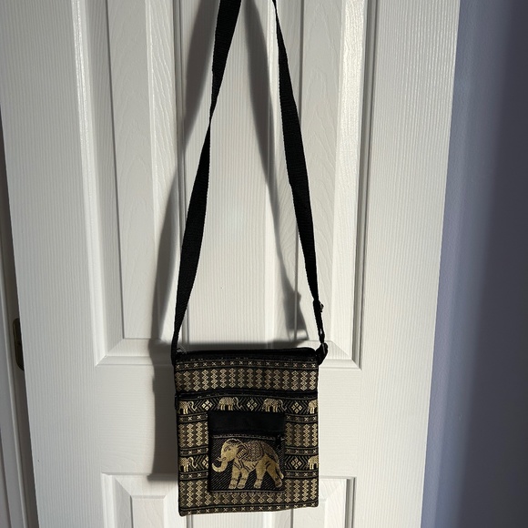 Small Crossbody Bag with Elephants (from Sri Lanka) - Picture 1 of 2
